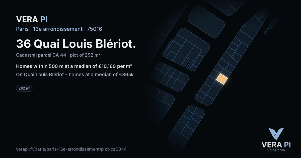 36 Quai Louis Blériot, 16e arrondissement at night – the plot lit, the parcels around coloured by the prices near them