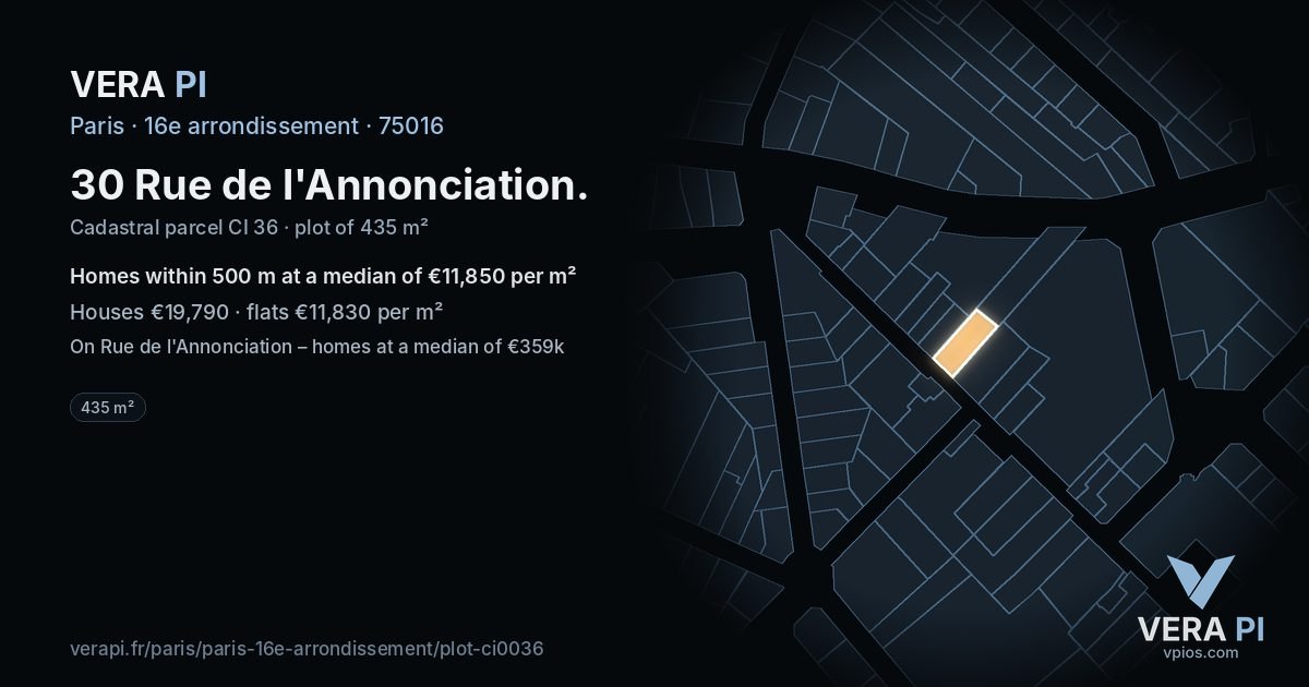 30 Rue de l'Annonciation, 16e arrondissement at night – the plot lit, the parcels around coloured by the prices near them