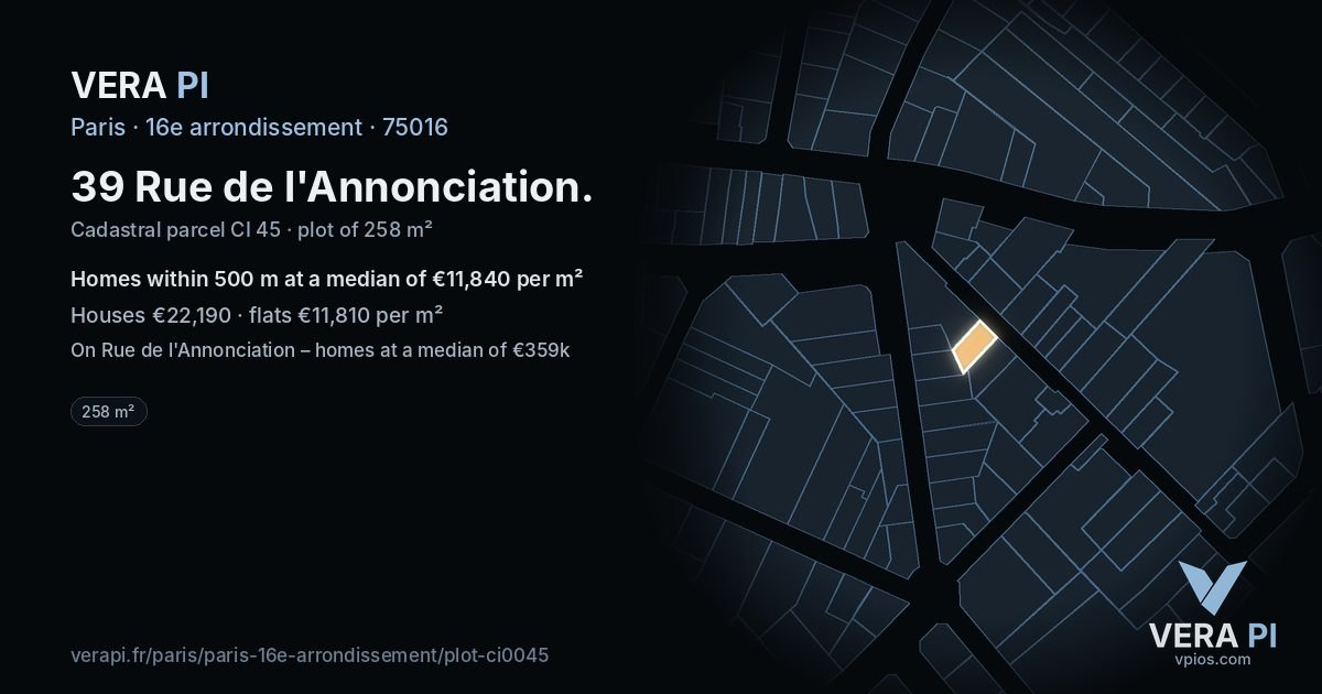 39 Rue de l'Annonciation, 16e arrondissement at night – the plot lit, the parcels around coloured by the prices near them