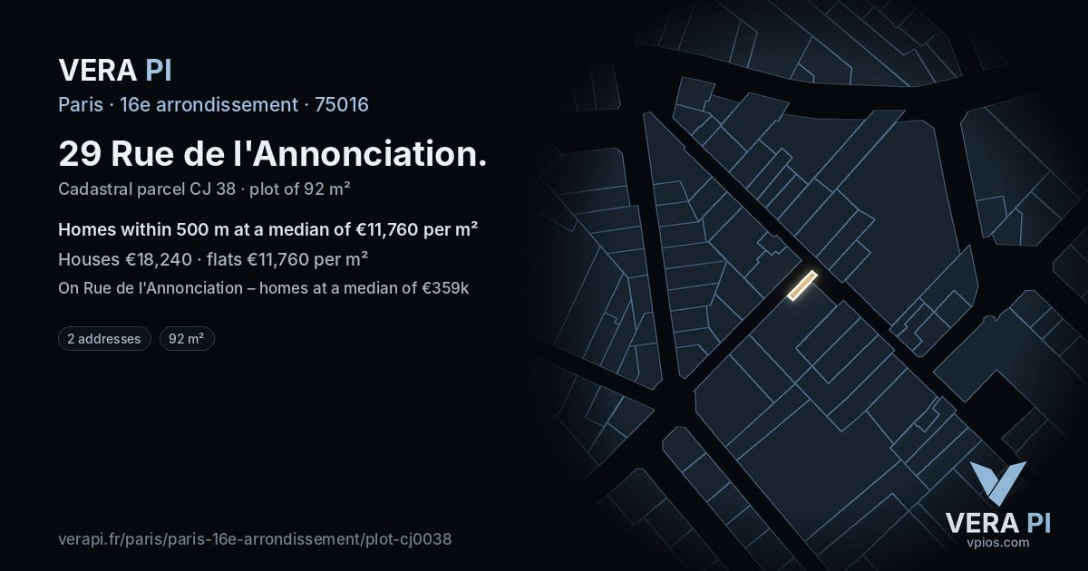 29 Rue de l'Annonciation, 16e arrondissement at night – the plot lit, the parcels around coloured by the prices near them
