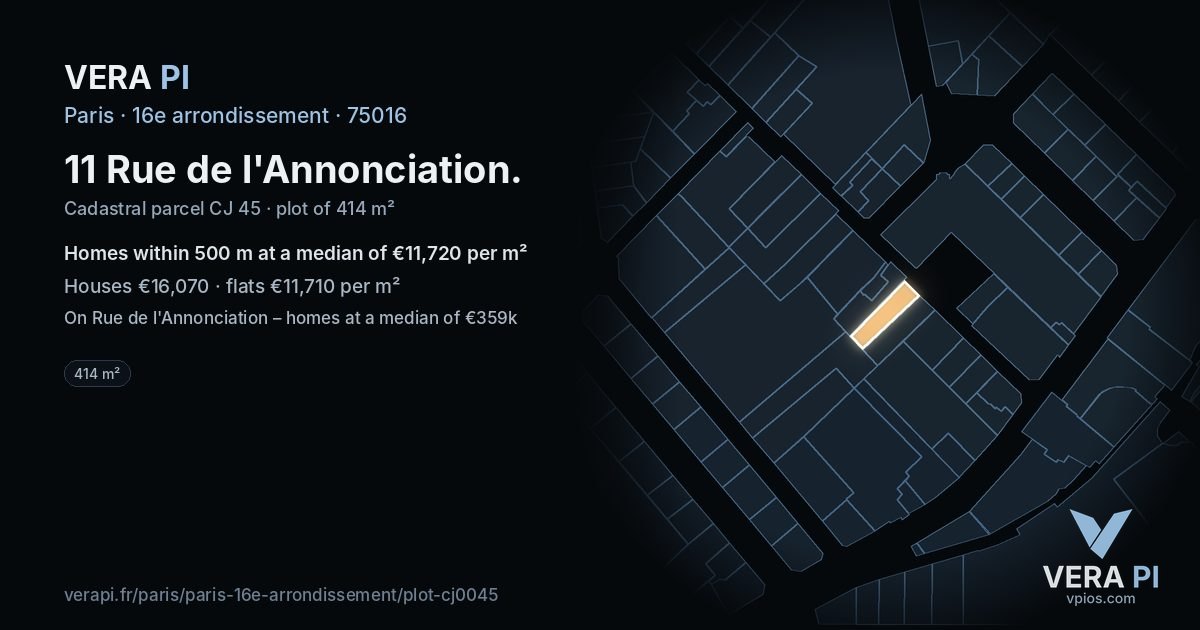 11 Rue de l'Annonciation, 16e arrondissement at night – the plot lit, the parcels around coloured by the prices near them