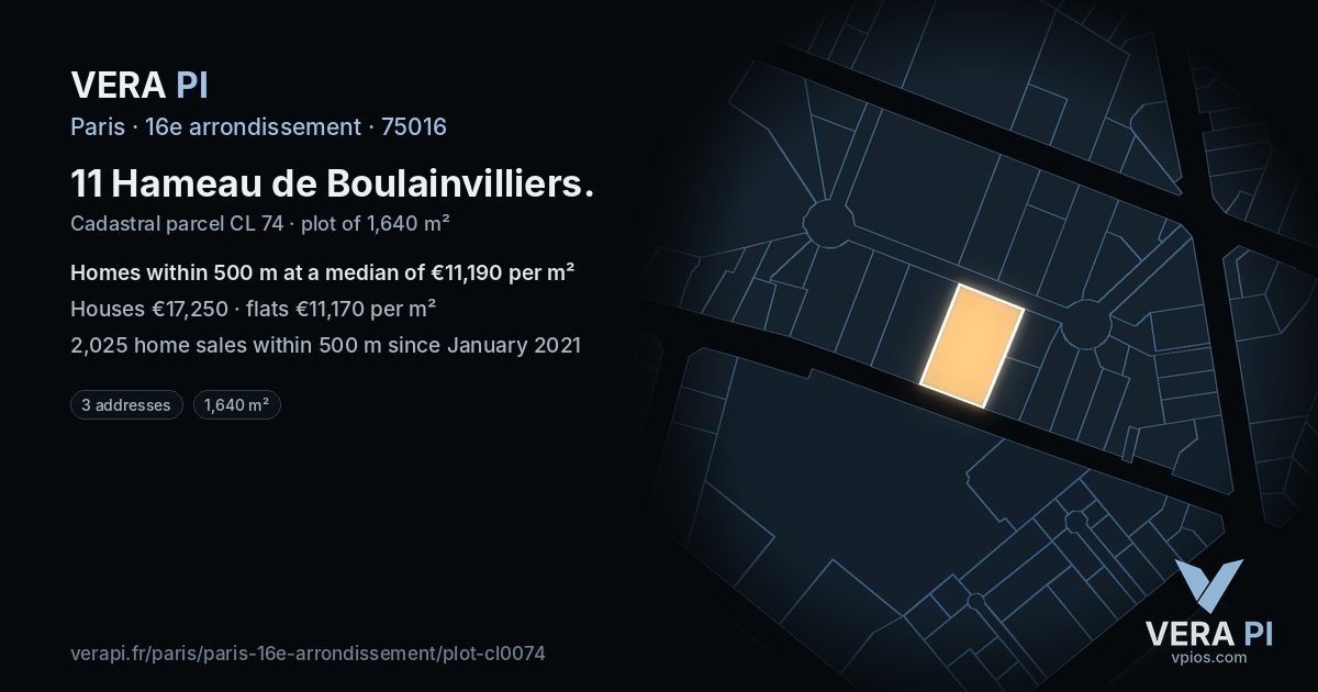 11 Hameau de Boulainvilliers, 16e arrondissement at night – the plot lit, the parcels around coloured by the prices near them