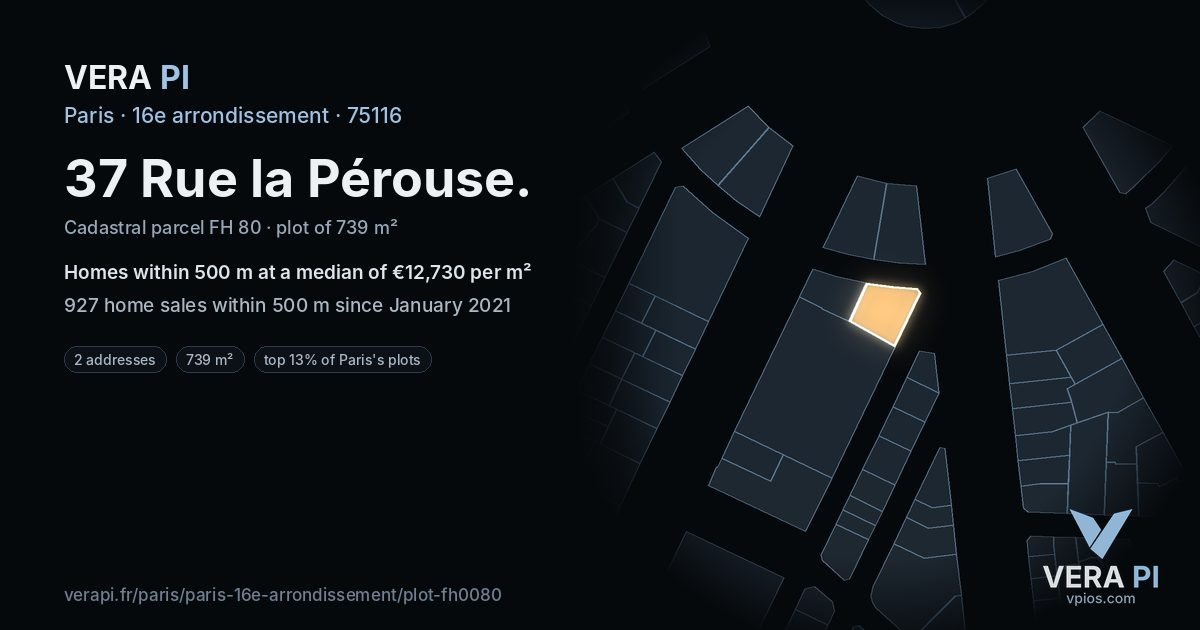 37 Rue la Pérouse, 16e arrondissement at night – the plot lit, the parcels around coloured by the prices near them