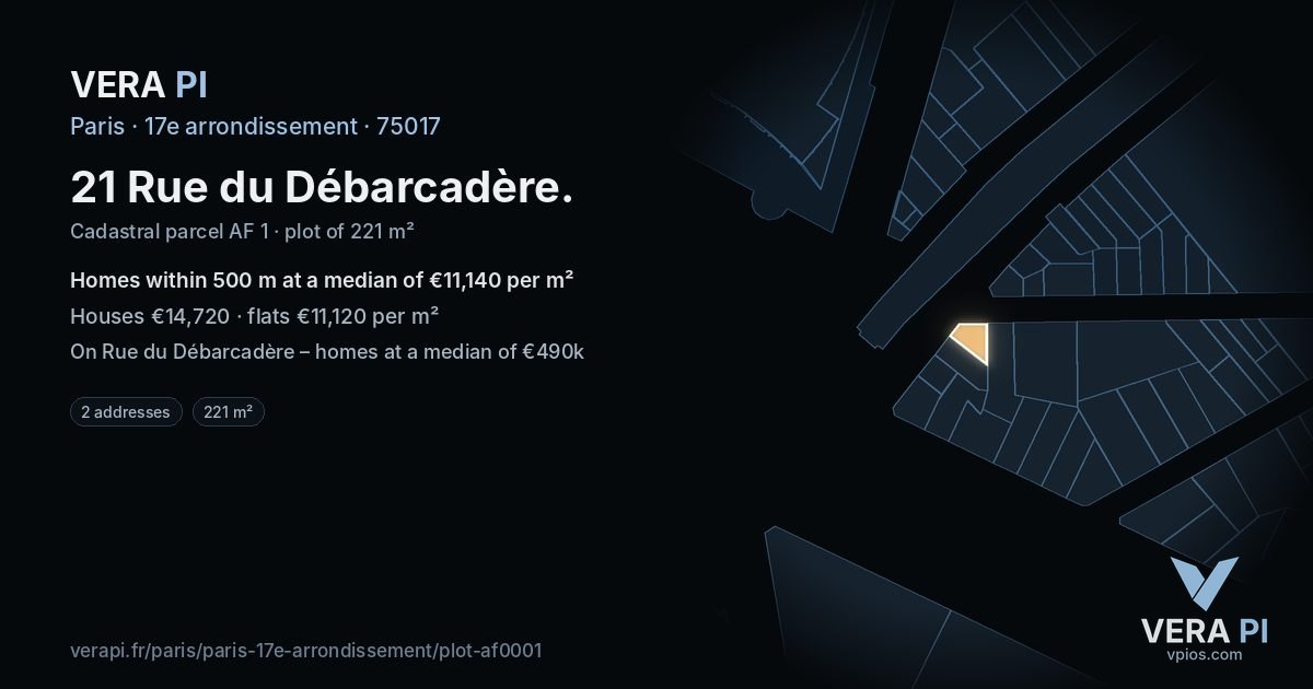 21 Rue du Débarcadère, 17e arrondissement at night – the plot lit, the parcels around coloured by the prices near them