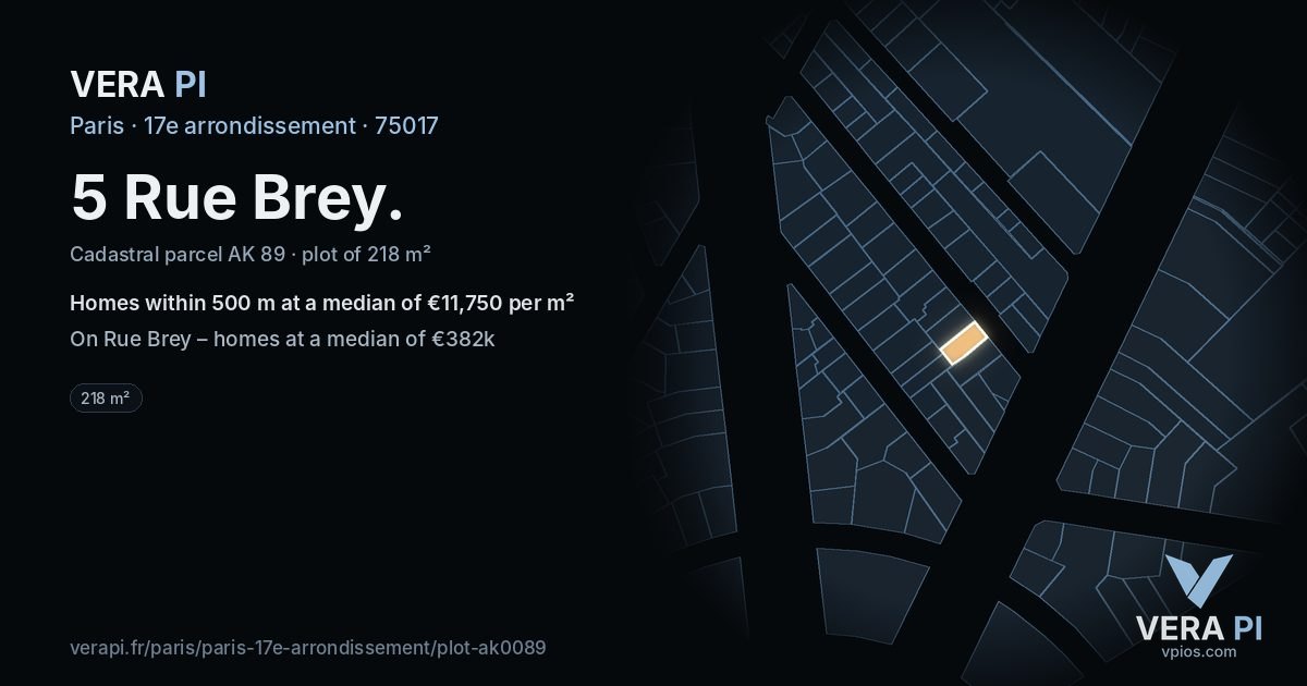 5 Rue Brey, 17e arrondissement at night – the plot lit, the parcels around coloured by the prices near them