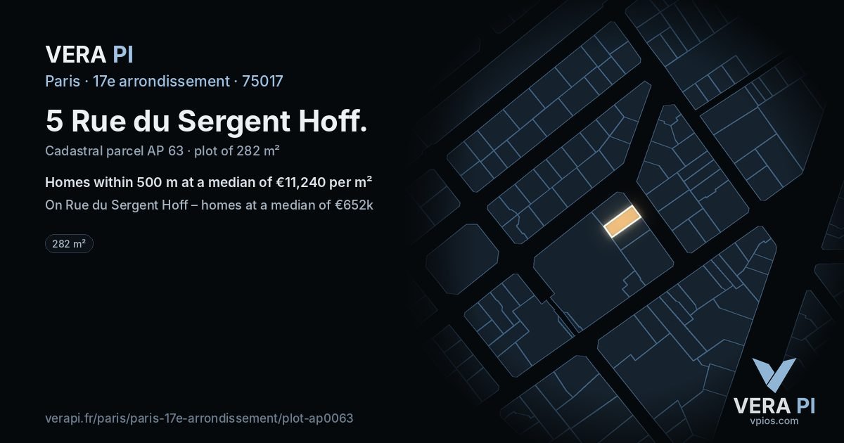 5 Rue du Sergent Hoff, 17e arrondissement at night – the plot lit, the parcels around coloured by the prices near them