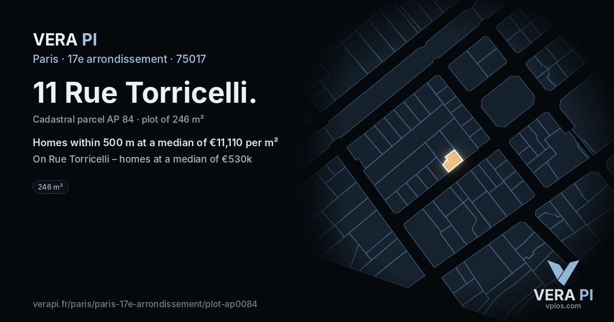 11 Rue Torricelli, 17e arrondissement at night – the plot lit, the parcels around coloured by the prices near them