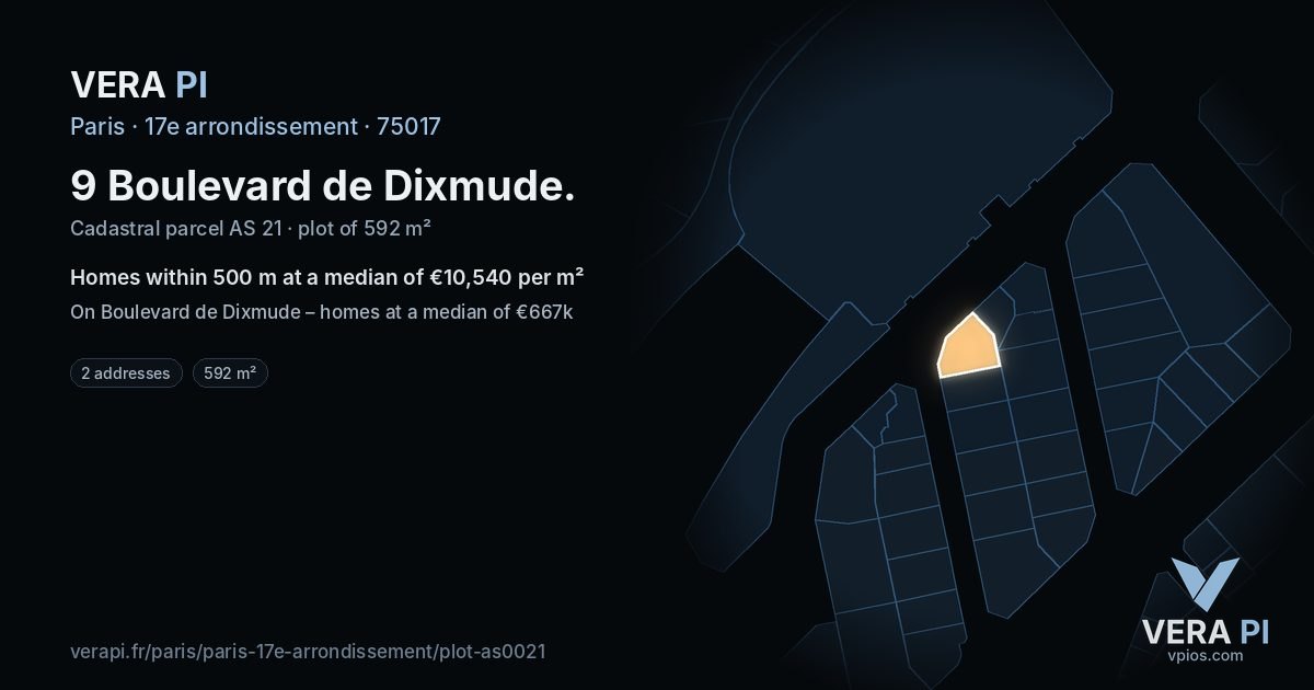 9 Boulevard de Dixmude, 17e arrondissement at night – the plot lit, the parcels around coloured by the prices near them
