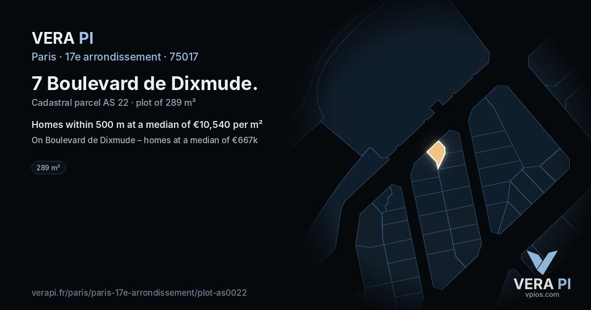 7 Boulevard de Dixmude, 17e arrondissement at night – the plot lit, the parcels around coloured by the prices near them