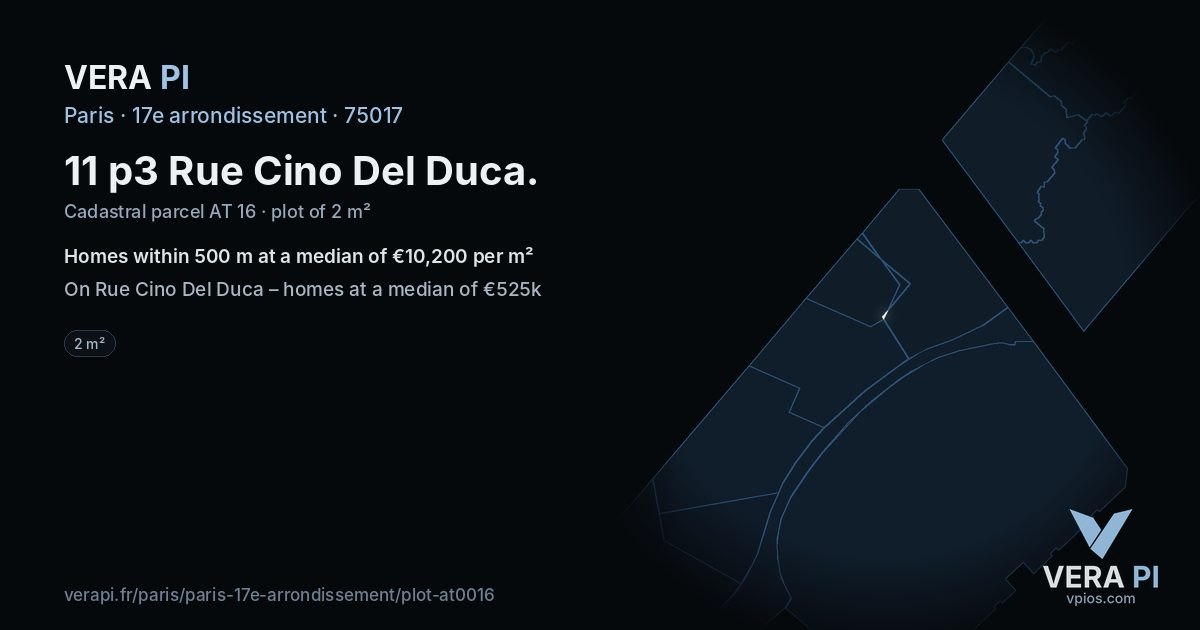 11 p3 Rue Cino Del Duca, 17e arrondissement at night – the plot lit, the parcels around coloured by the prices near them