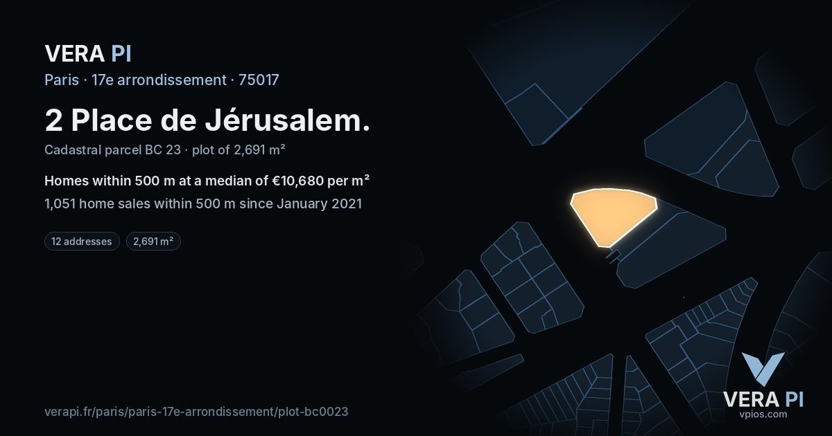 2 Place de Jérusalem, 17e arrondissement at night – the plot lit, the parcels around coloured by the prices near them