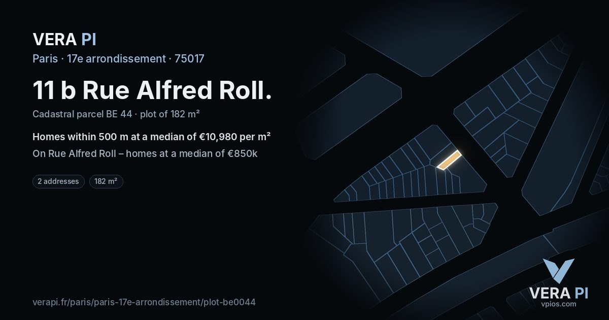 11 b Rue Alfred Roll, 17e arrondissement at night – the plot lit, the parcels around coloured by the prices near them