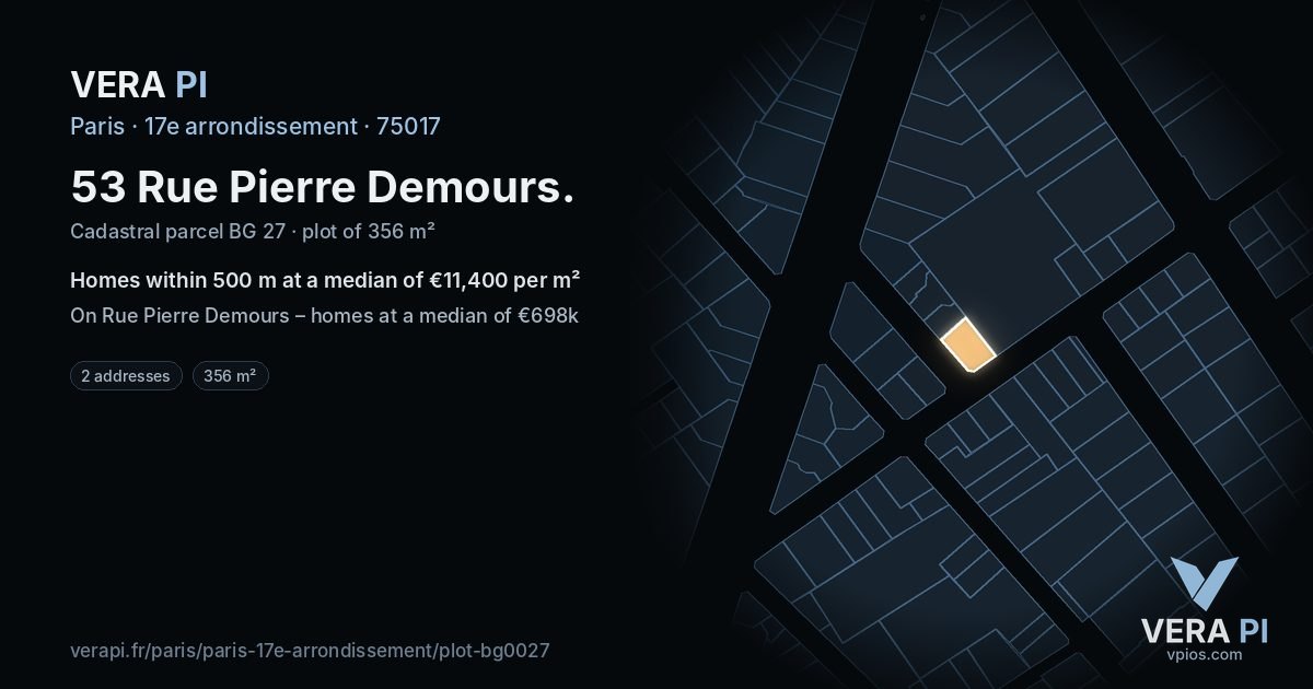 53 Rue Pierre Demours, 17e arrondissement at night – the plot lit, the parcels around coloured by the prices near them