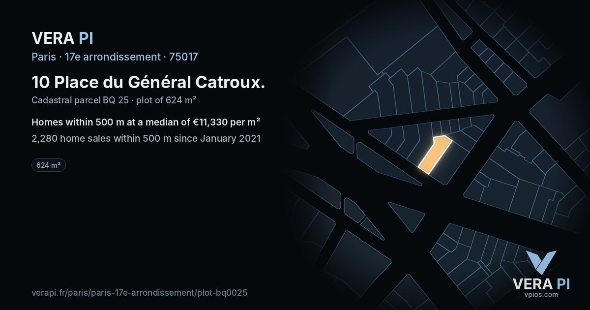 10 Place du Général Catroux, 17e arrondissement at night – the plot lit, the parcels around coloured by the prices near them