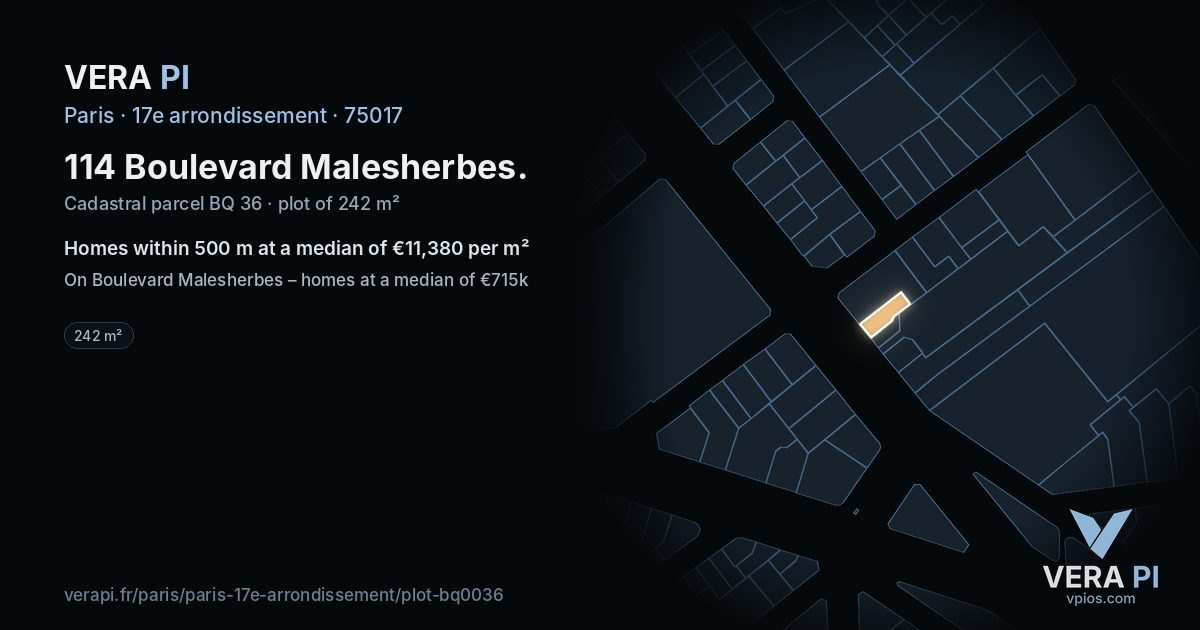 114 Boulevard Malesherbes, 17e arrondissement at night – the plot lit, the parcels around coloured by the prices near them