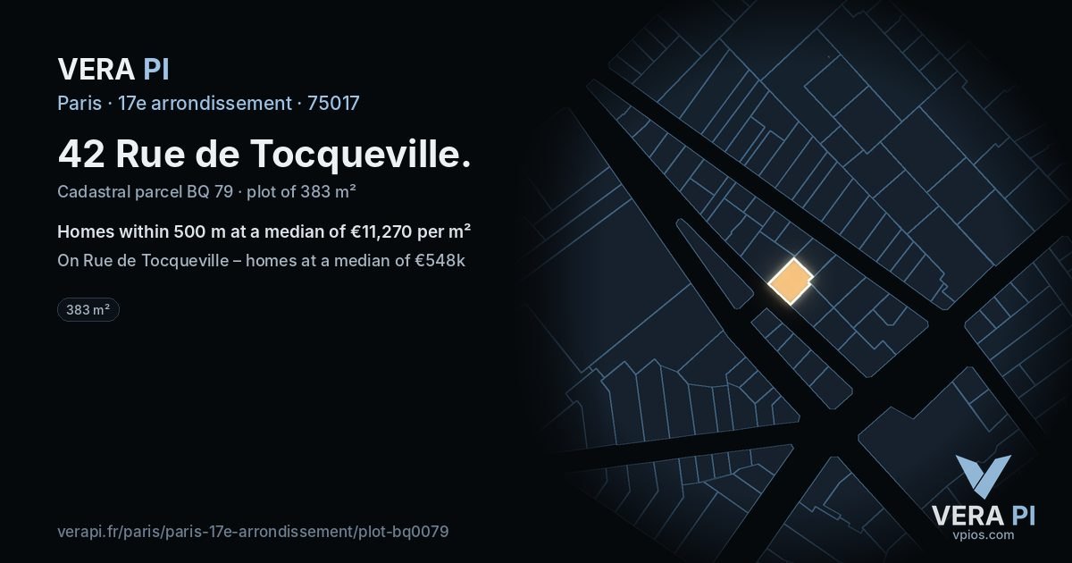 42 Rue de Tocqueville, 17e arrondissement at night – the plot lit, the parcels around coloured by the prices near them