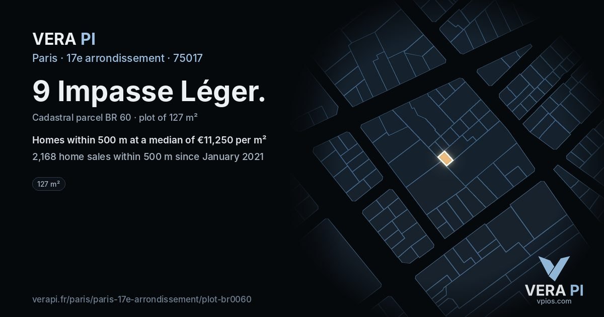 9 Impasse Léger, 17e arrondissement at night – the plot lit, the parcels around coloured by the prices near them
