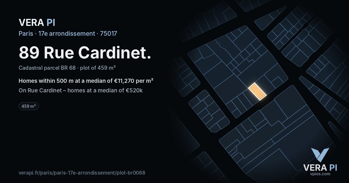 89 Rue Cardinet, 17e arrondissement at night – the plot lit, the parcels around coloured by the prices near them