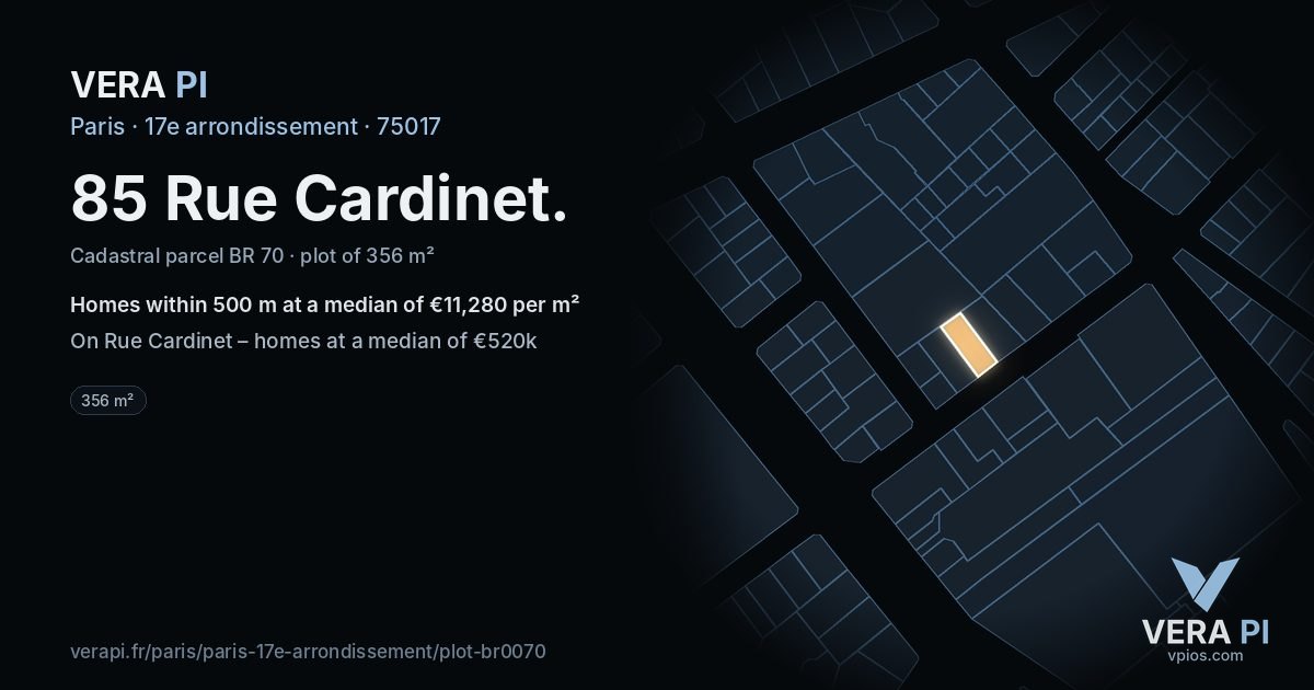 85 Rue Cardinet, 17e arrondissement at night – the plot lit, the parcels around coloured by the prices near them