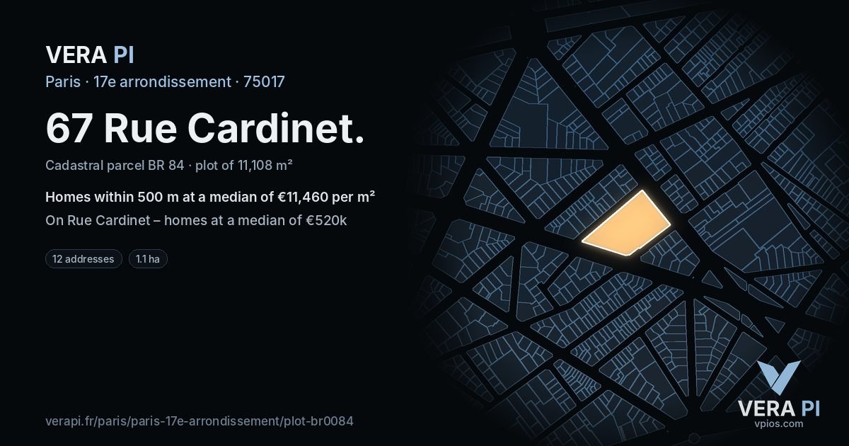 67 Rue Cardinet, 17e arrondissement at night – the plot lit, the parcels around coloured by the prices near them
