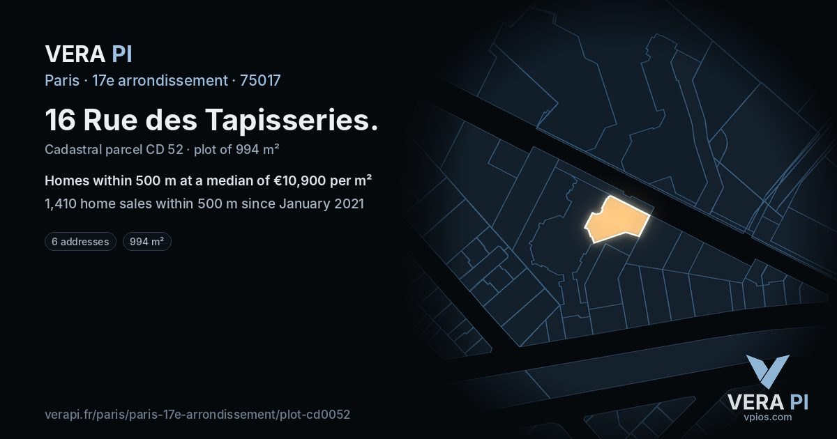 16 Rue des Tapisseries, 17e arrondissement at night – the plot lit, the parcels around coloured by the prices near them