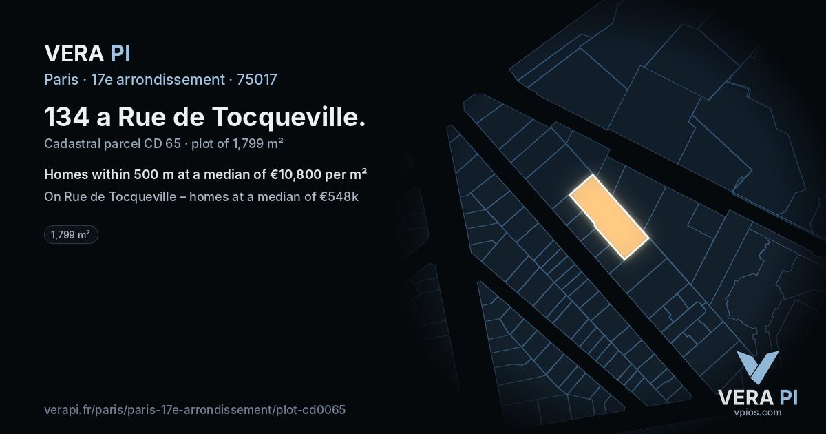 134 a Rue de Tocqueville, 17e arrondissement at night – the plot lit, the parcels around coloured by the prices near them