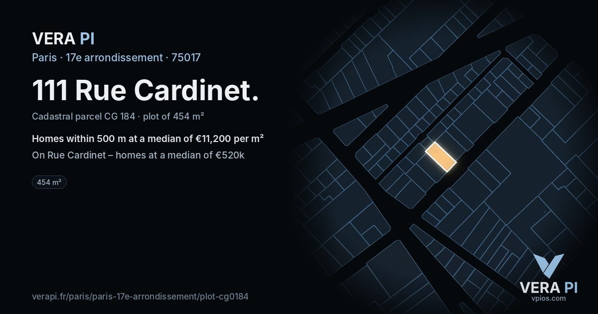 111 Rue Cardinet, 17e arrondissement at night – the plot lit, the parcels around coloured by the prices near them