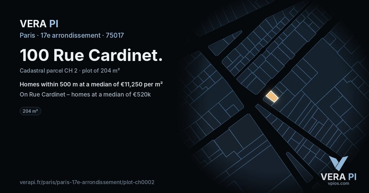 100 Rue Cardinet, 17e arrondissement at night – the plot lit, the parcels around coloured by the prices near them