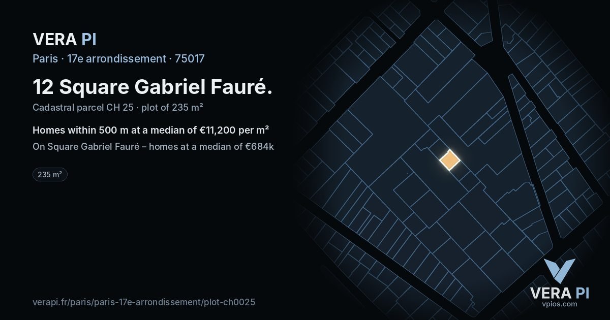 12 Square Gabriel Fauré, 17e arrondissement at night – the plot lit, the parcels around coloured by the prices near them