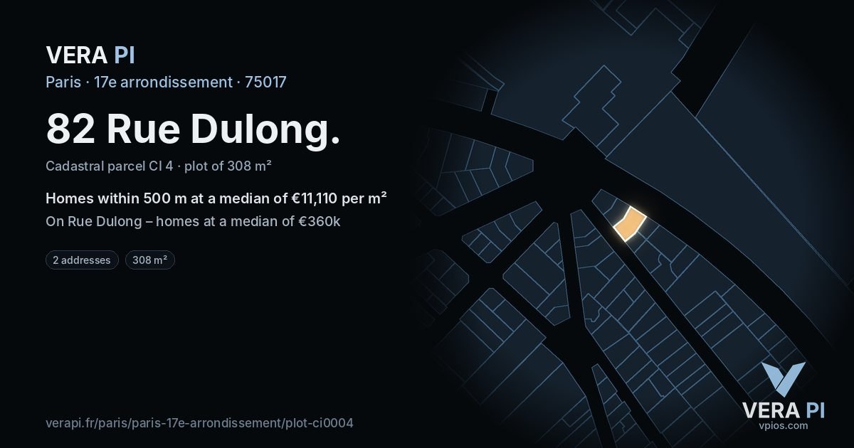 82 Rue Dulong, 17e arrondissement at night – the plot lit, the parcels around coloured by the prices near them