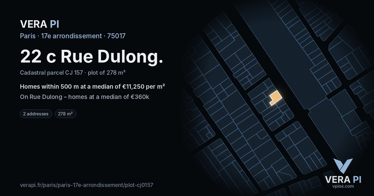22 c Rue Dulong, 17e arrondissement at night – the plot lit, the parcels around coloured by the prices near them