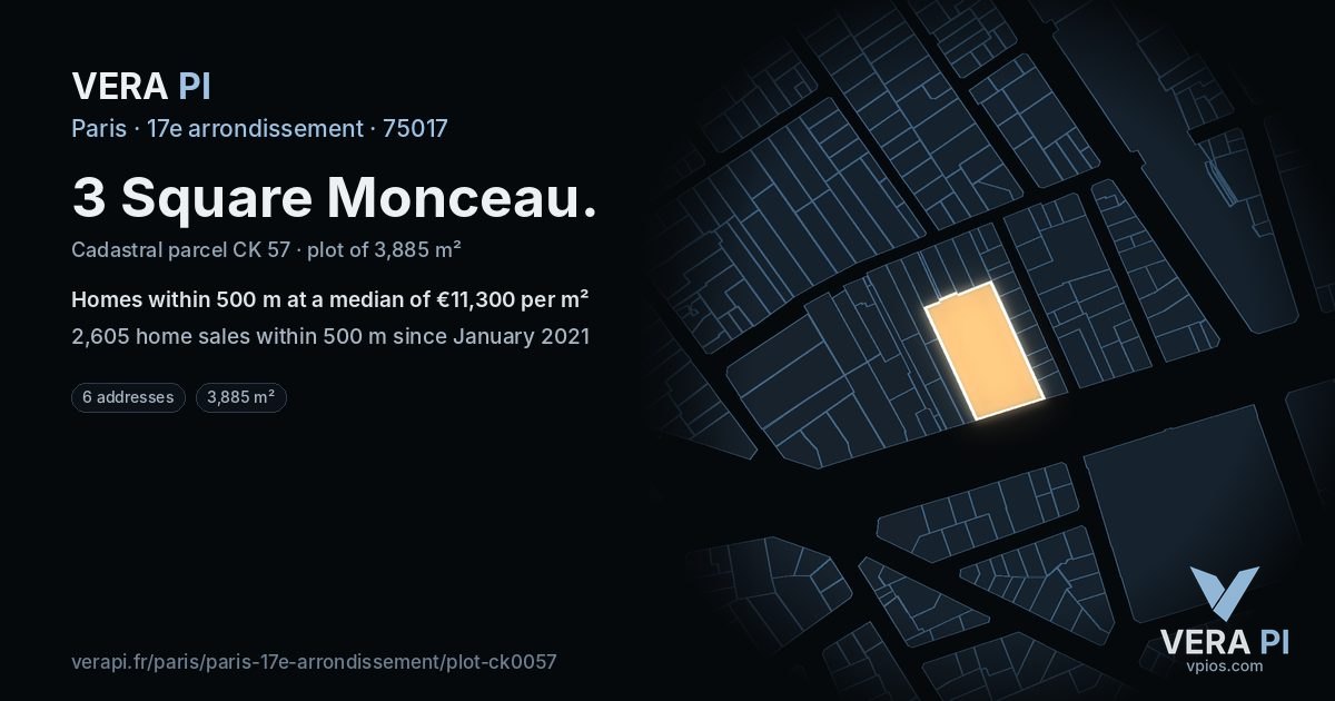 3 Square Monceau, 17e arrondissement at night – the plot lit, the parcels around coloured by the prices near them
