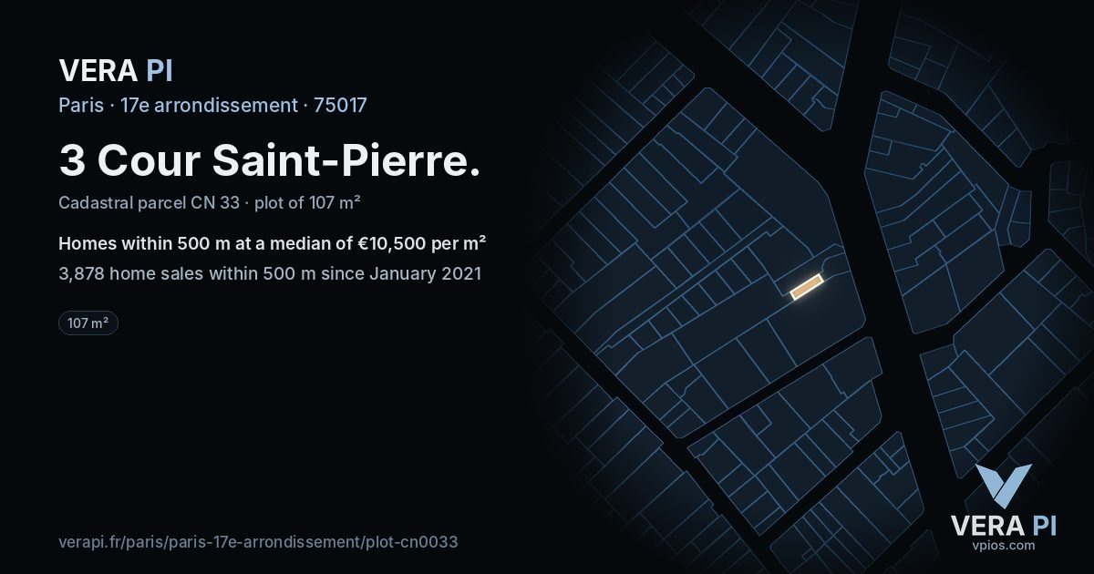 3 Cour Saint-Pierre, 17e arrondissement at night – the plot lit, the parcels around coloured by the prices near them