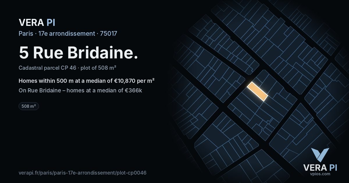 5 Rue Bridaine, 17e arrondissement at night – the plot lit, the parcels around coloured by the prices near them