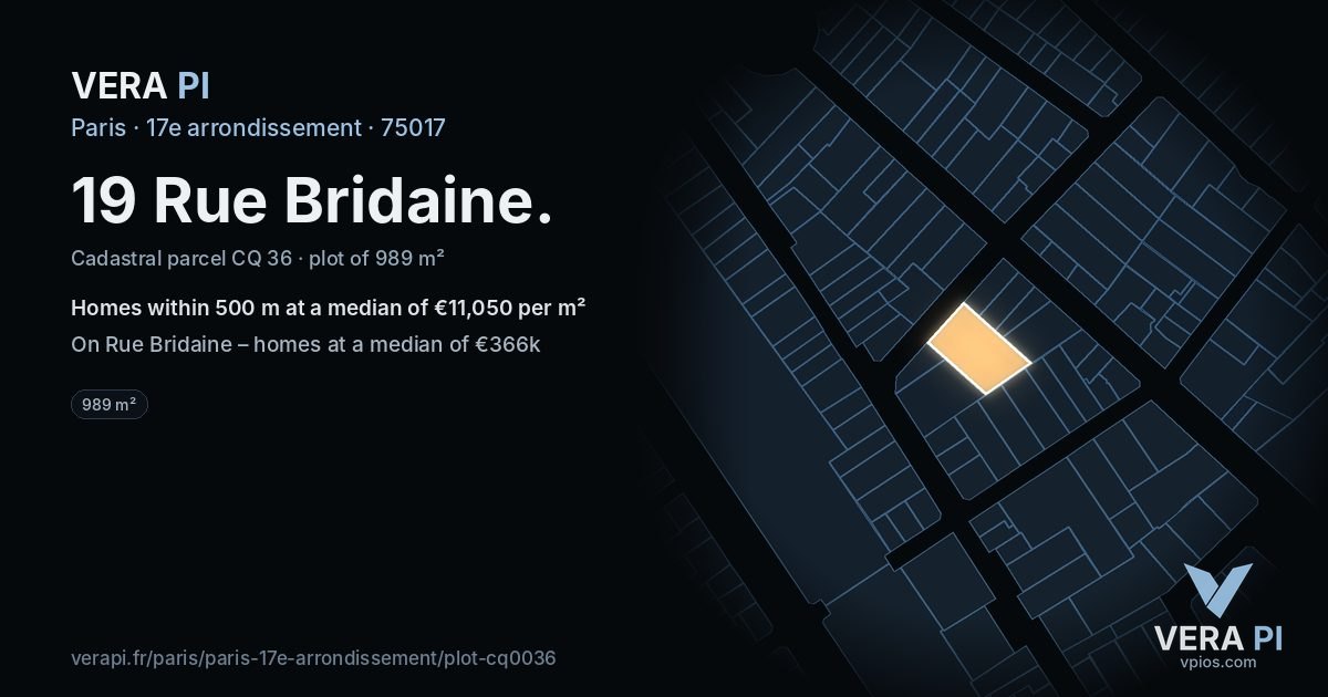 19 Rue Bridaine, 17e arrondissement at night – the plot lit, the parcels around coloured by the prices near them
