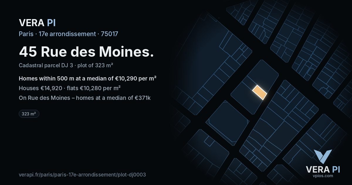 45 Rue des Moines, 17e arrondissement at night – the plot lit, the parcels around coloured by the prices near them
