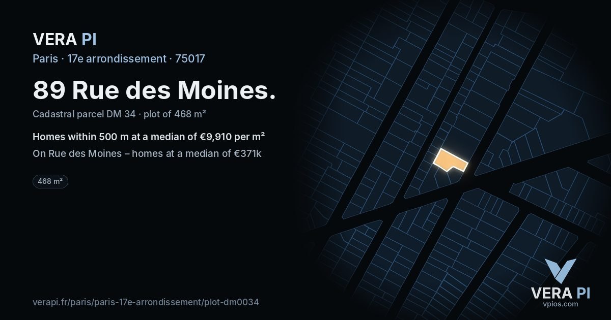 89 Rue des Moines, 17e arrondissement at night – the plot lit, the parcels around coloured by the prices near them