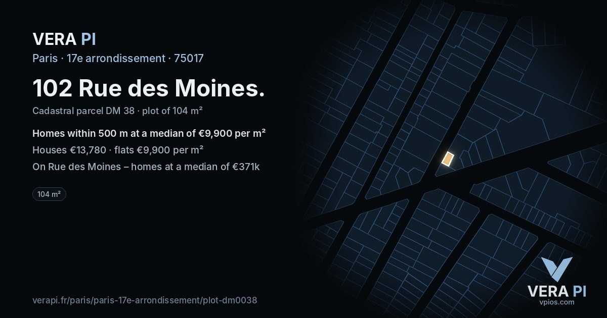 102 Rue des Moines, 17e arrondissement at night – the plot lit, the parcels around coloured by the prices near them