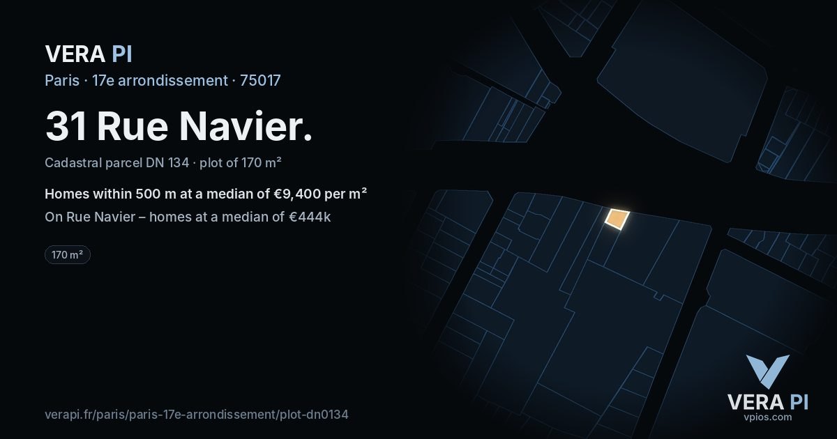 31 Rue Navier, 17e arrondissement at night – the plot lit, the parcels around coloured by the prices near them