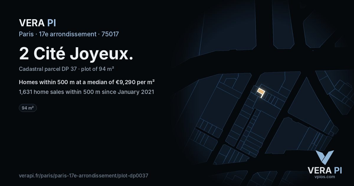 2 Cité Joyeux, 17e arrondissement at night – the plot lit, the parcels around coloured by the prices near them