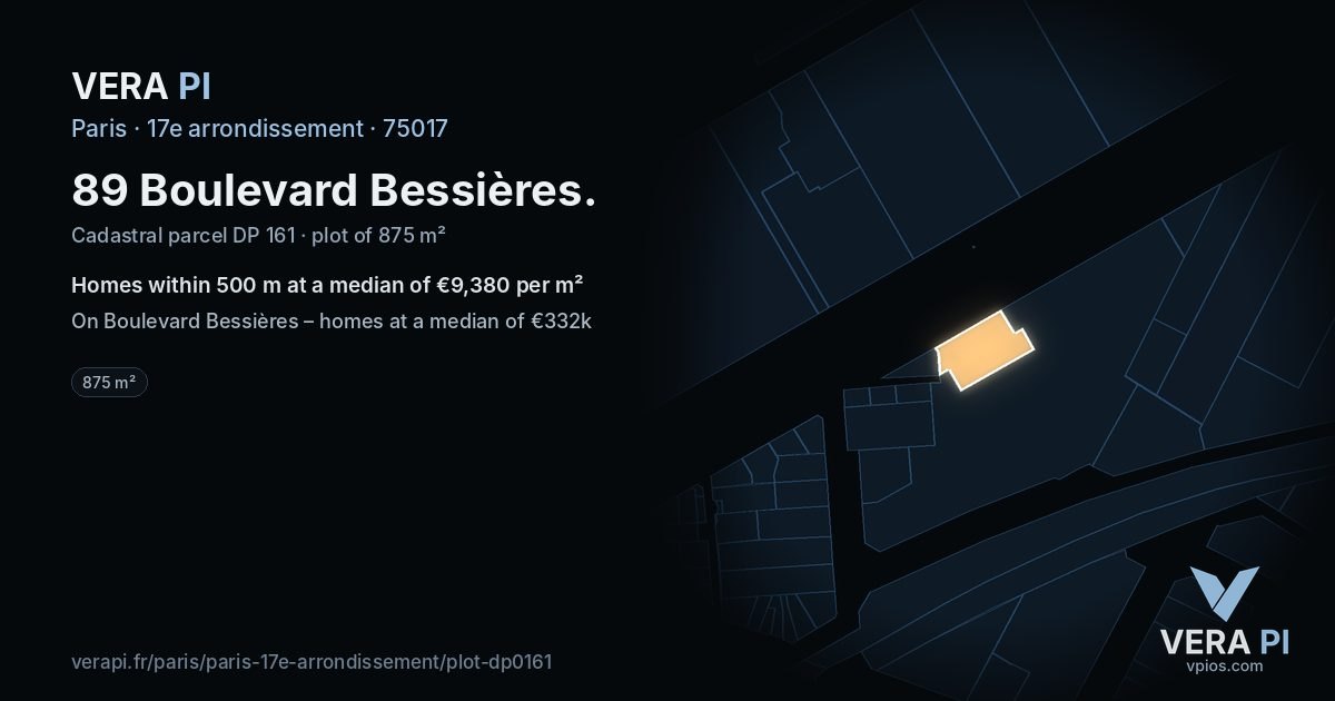 89 Boulevard Bessières, 17e arrondissement at night – the plot lit, the parcels around coloured by the prices near them