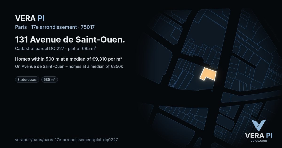 131 Avenue de Saint-Ouen, 17e arrondissement at night – the plot lit, the parcels around coloured by the prices near them