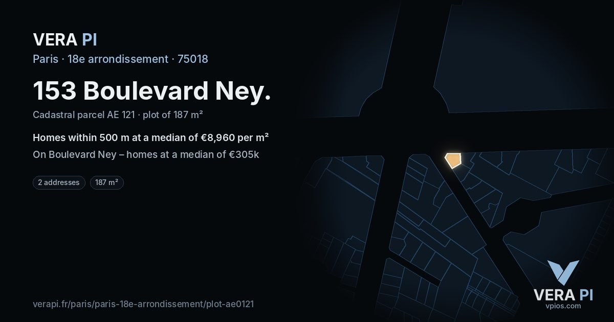153 Boulevard Ney, 18e arrondissement at night – the plot lit, the parcels around coloured by the prices near them