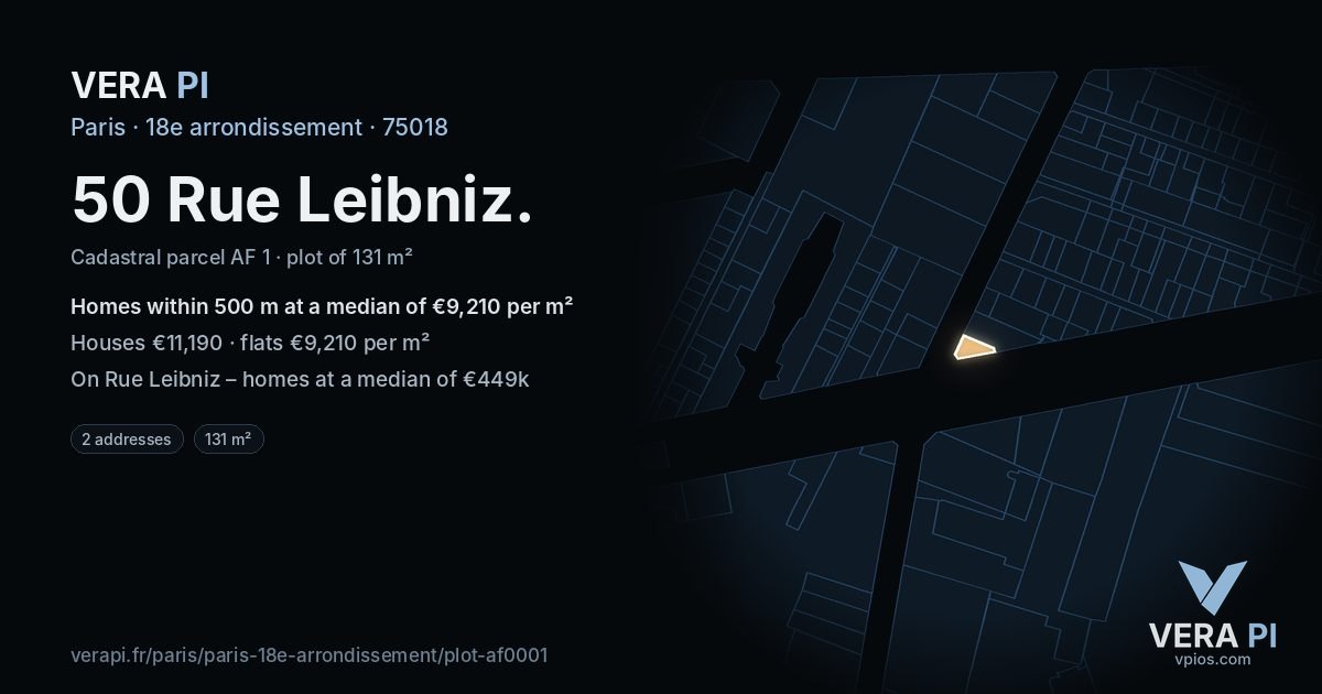 50 Rue Leibniz, 18e arrondissement at night – the plot lit, the parcels around coloured by the prices near them