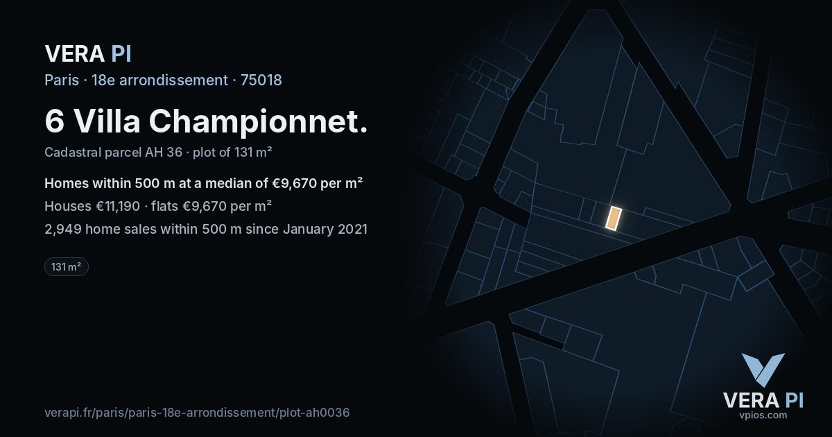 6 Villa Championnet, 18e arrondissement at night – the plot lit, the parcels around coloured by the prices near them