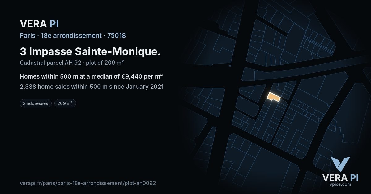 3 Impasse Sainte-Monique, 18e arrondissement at night – the plot lit, the parcels around coloured by the prices near them