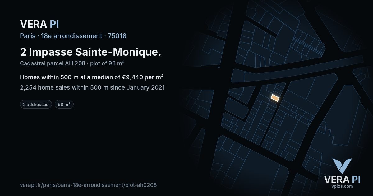2 Impasse Sainte-Monique, 18e arrondissement at night – the plot lit, the parcels around coloured by the prices near them