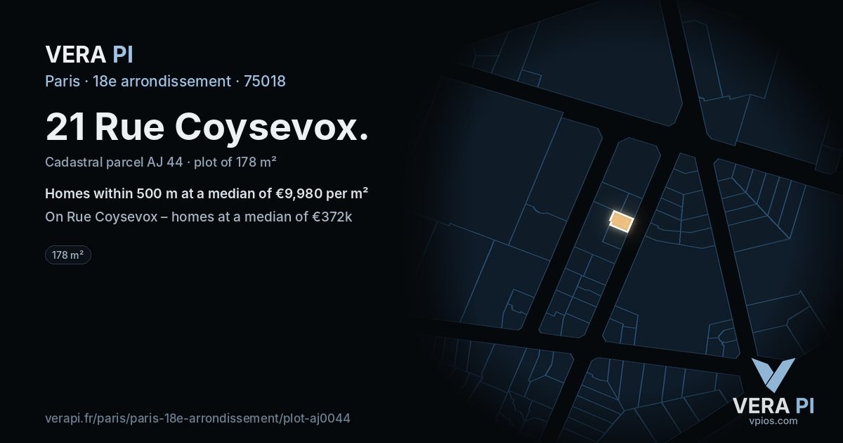21 Rue Coysevox, 18e arrondissement at night – the plot lit, the parcels around coloured by the prices near them
