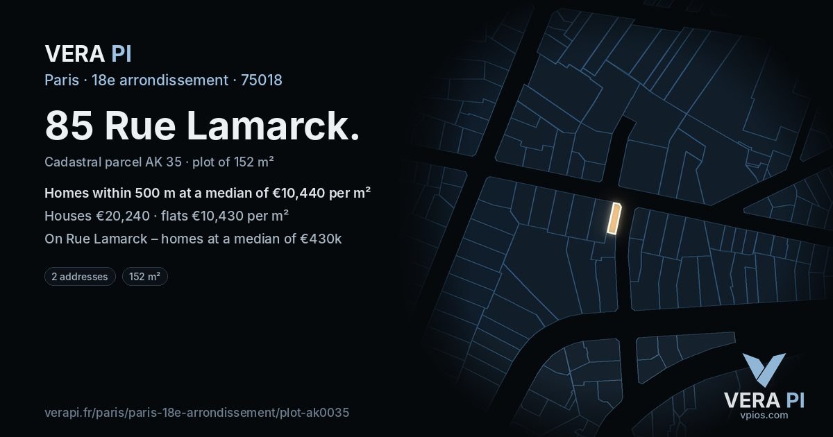 85 Rue Lamarck, 18e arrondissement at night – the plot lit, the parcels around coloured by the prices near them