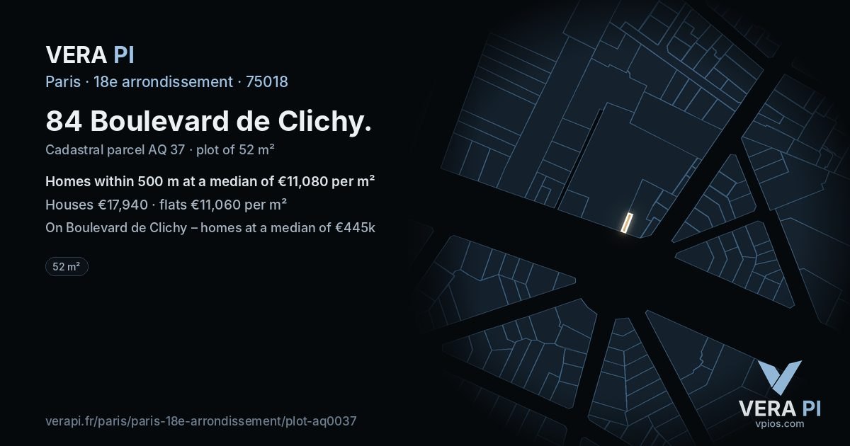 84 Boulevard de Clichy, 18e arrondissement at night – the plot lit, the parcels around coloured by the prices near them